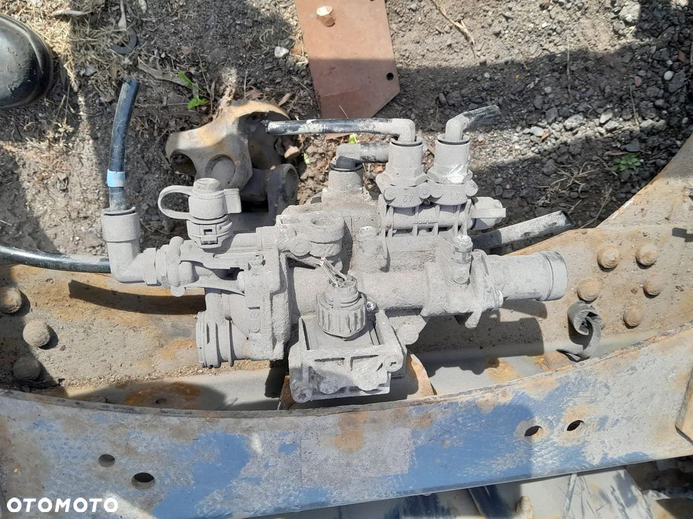 KOLUMNA KIEROWNICZA -ZAWOR -WAL RENAULT MIDLUM  DCI 05R - 3