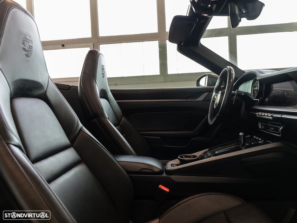 Porsche 911 (992) Carrera T PDK - 35