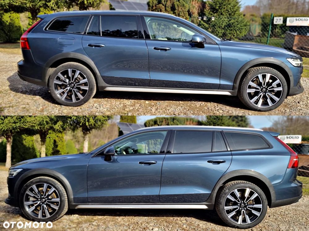 Volvo V60 Cross Country B5 B AWD Plus - 8
