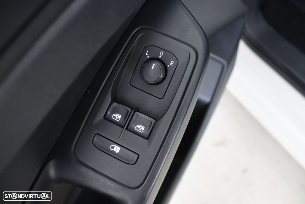 VW Caddy 2.0 TDi - 12