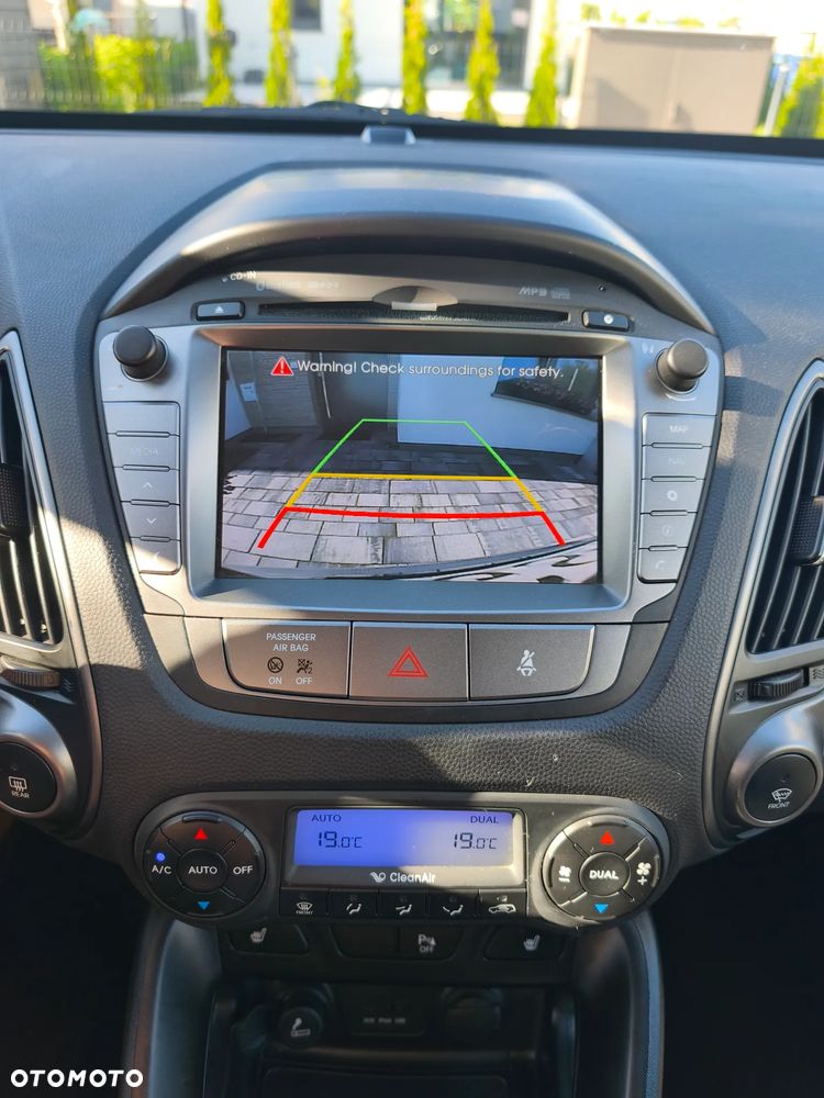 Hyundai ix35 1.7 CRDi Premium 2WD - 16