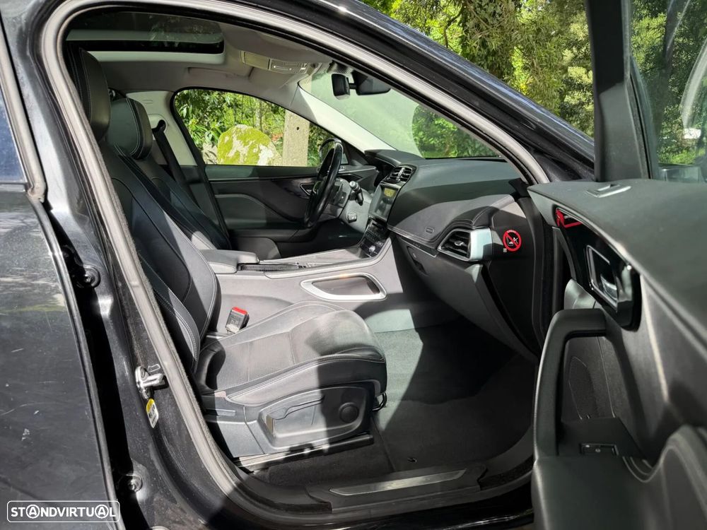 Jaguar F-Pace 20d Aut. R-Sport - 28