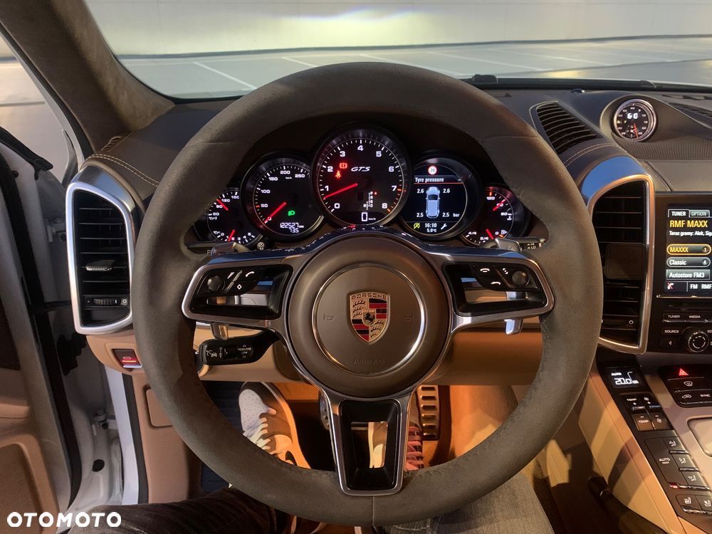 Porsche Cayenne GTS - 20