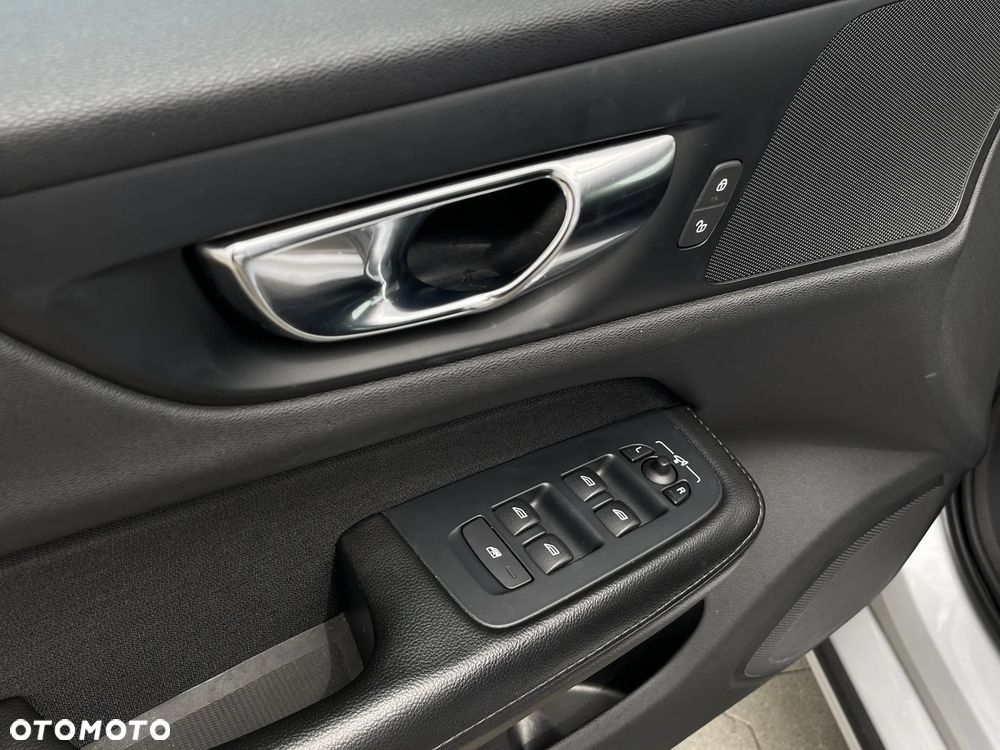 Volvo V60 - 16