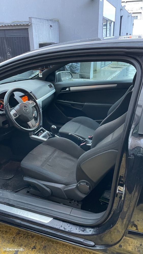 Opel Astra GTC 1.3 CDTI - 14