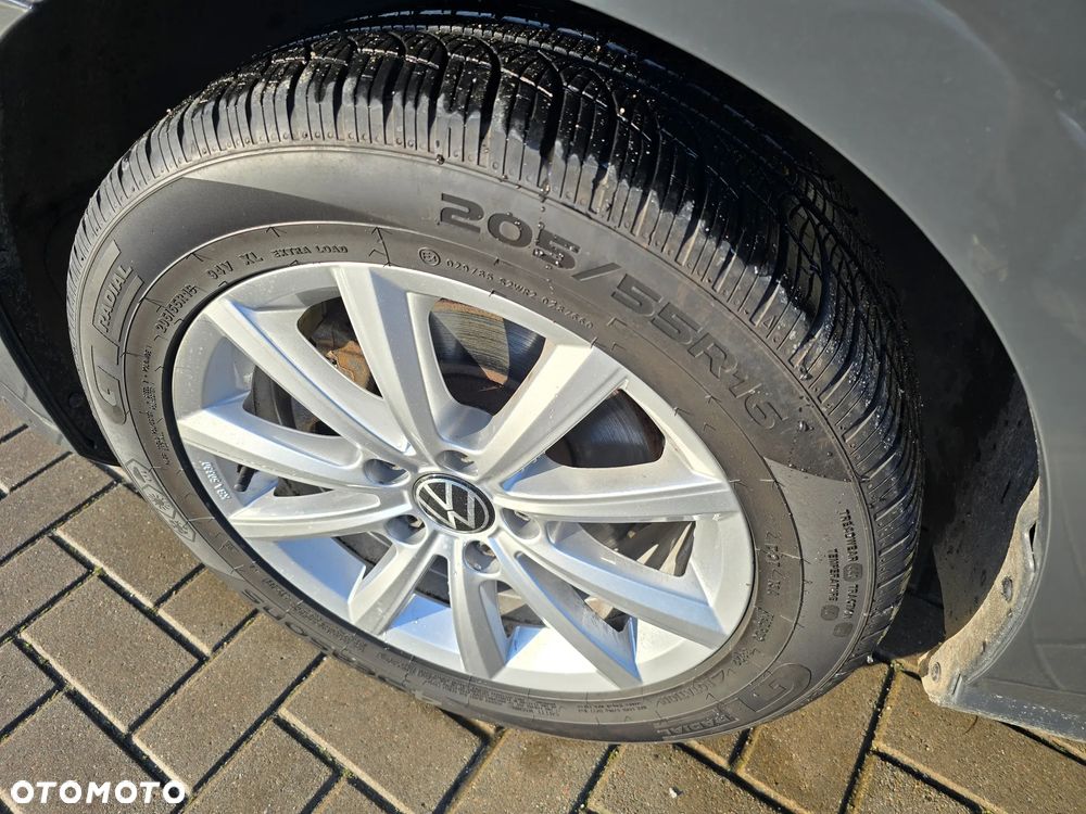 Volkswagen Golf - 15