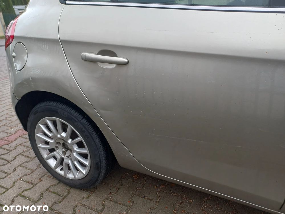 Fiat Bravo - 11