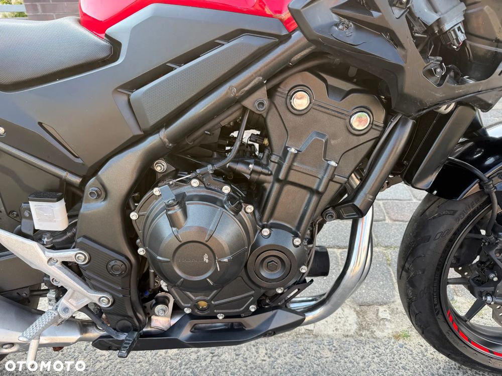 Honda CB - 12
