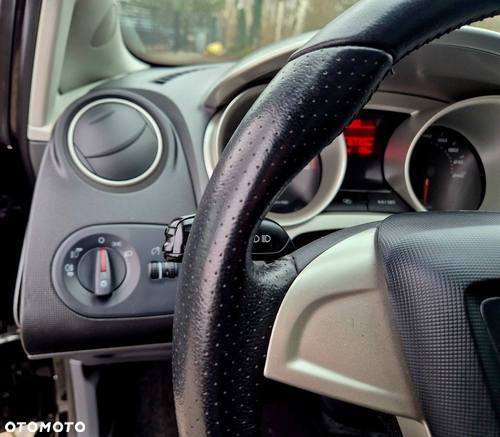 Seat Ibiza 1.4 16V Sport - 18