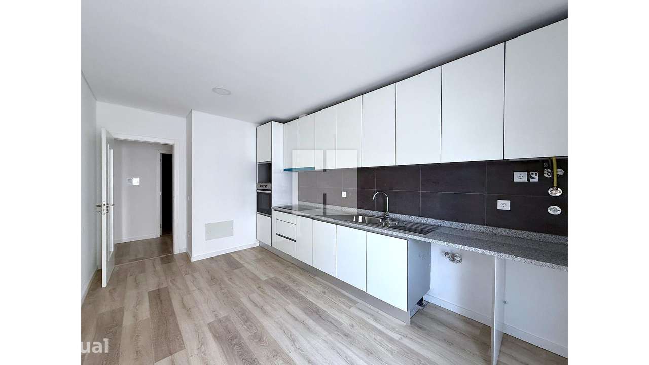 T3 com Garagem e Terraço NOVO - Grande imagem: 3/34