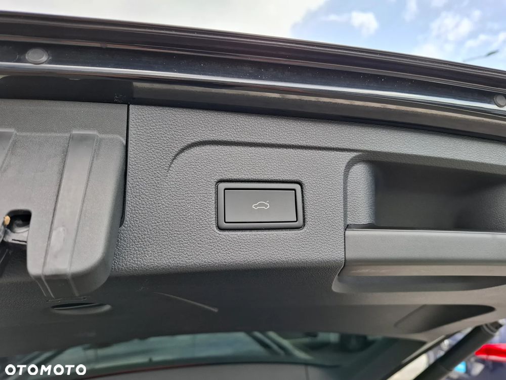 Volkswagen Touran 2.0 TDI SCR DSG Comfortline - 15