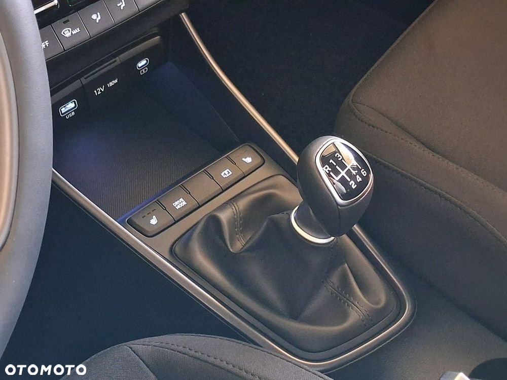 Hyundai Bayon - 10