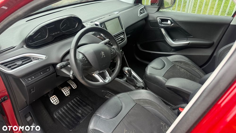 Peugeot 208 - 7