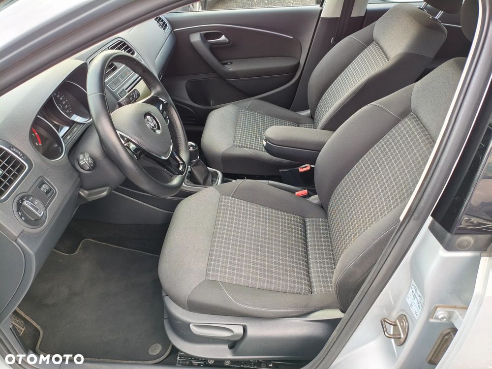 Volkswagen Polo 1.2 TSI BMT Comfortline - 19