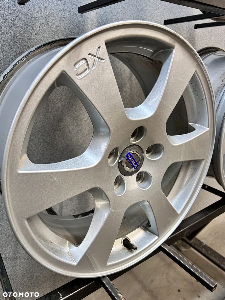 4 FELGI ALU. VOLVO XC60 I, XC70  17'' E7,5J  ET55 NR. FABR. 30671480 - 9