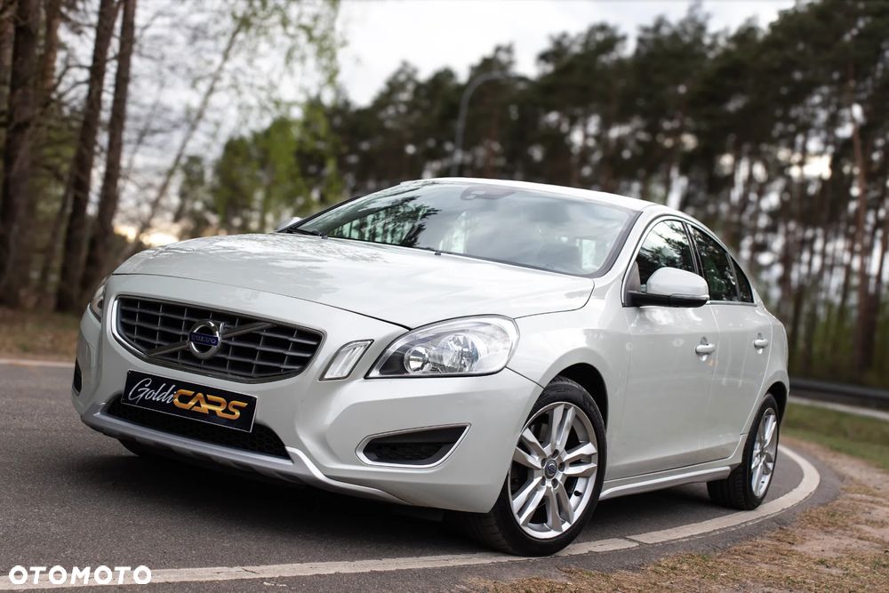 Volvo S60 D3 Momentum - 10