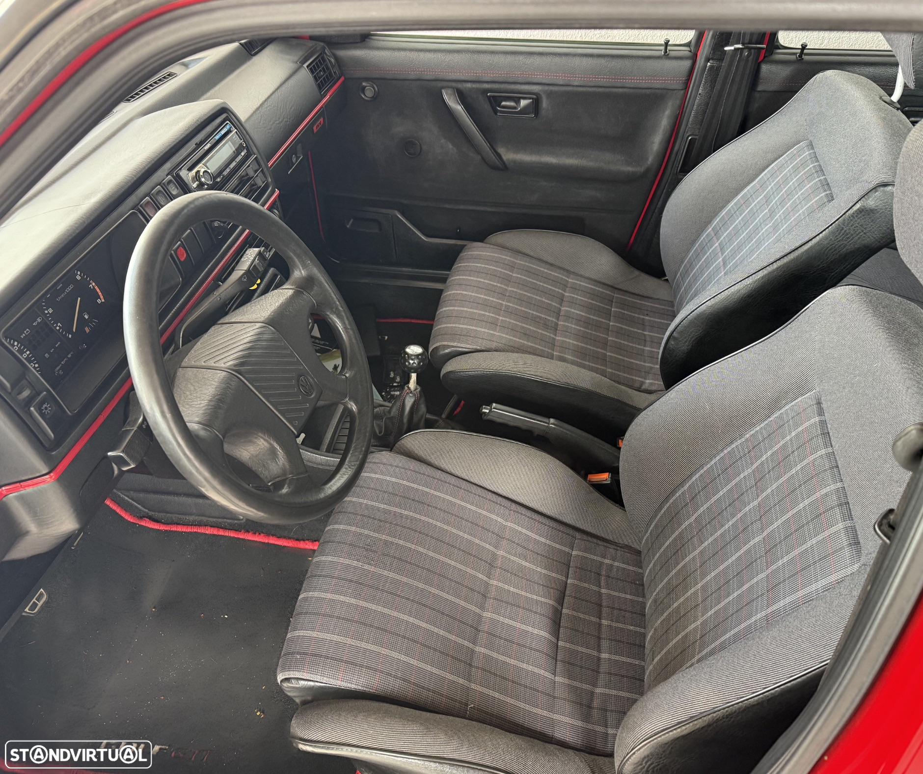VW Golf 1.8 GTI 16V - 9