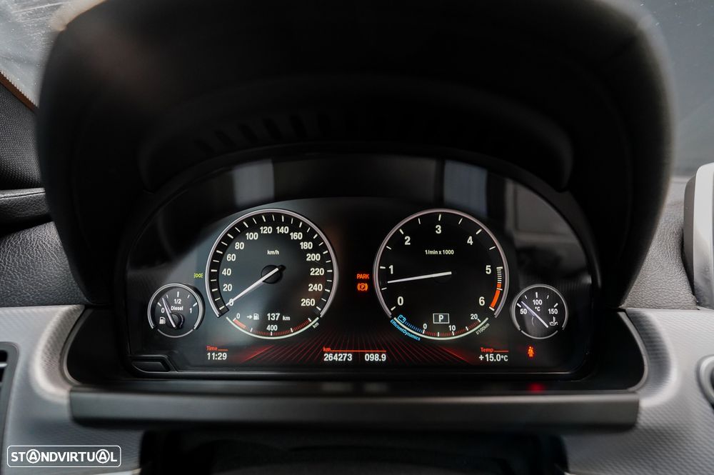 BMW 640 d Pack M - 23