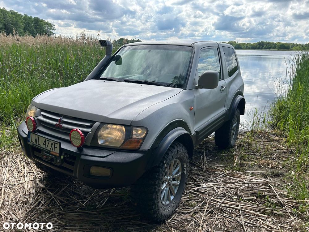 Mitsubishi Pajero - 5