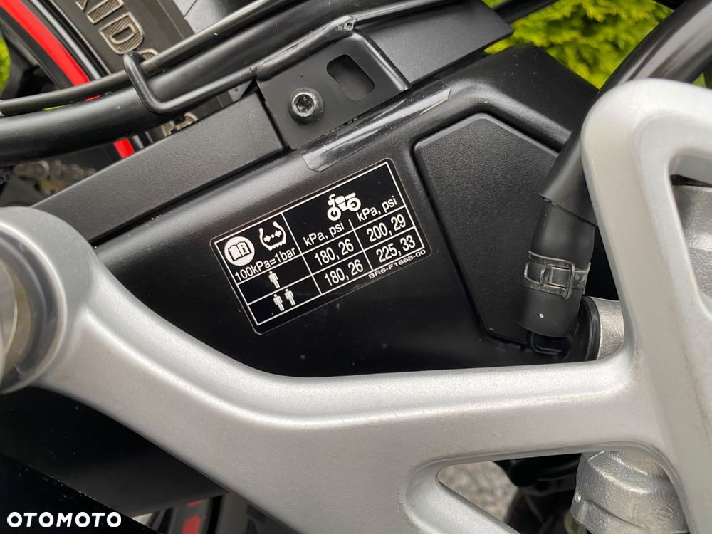 Yamaha MT - 15