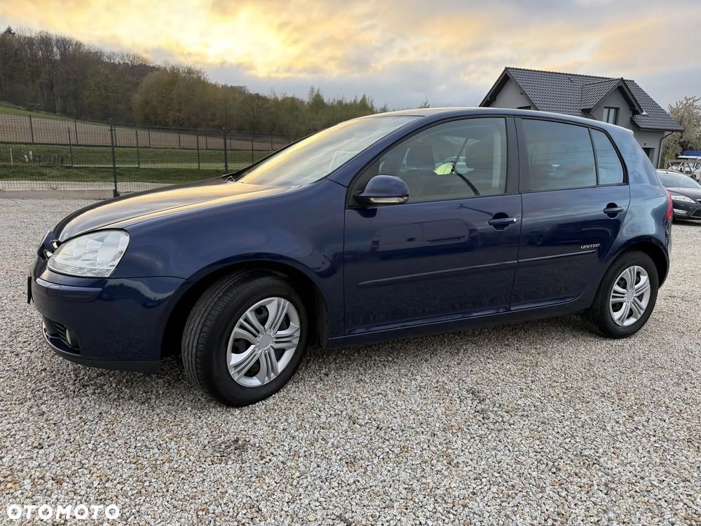 Volkswagen Golf 1.6 United - 10