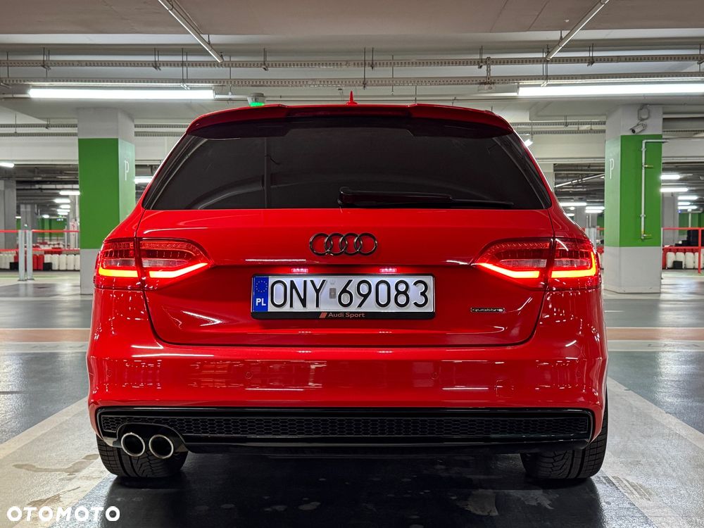 Audi A4 Avant 2.0 TDI DPF clean diesel quattro S tronic S line Sportpaket - 5