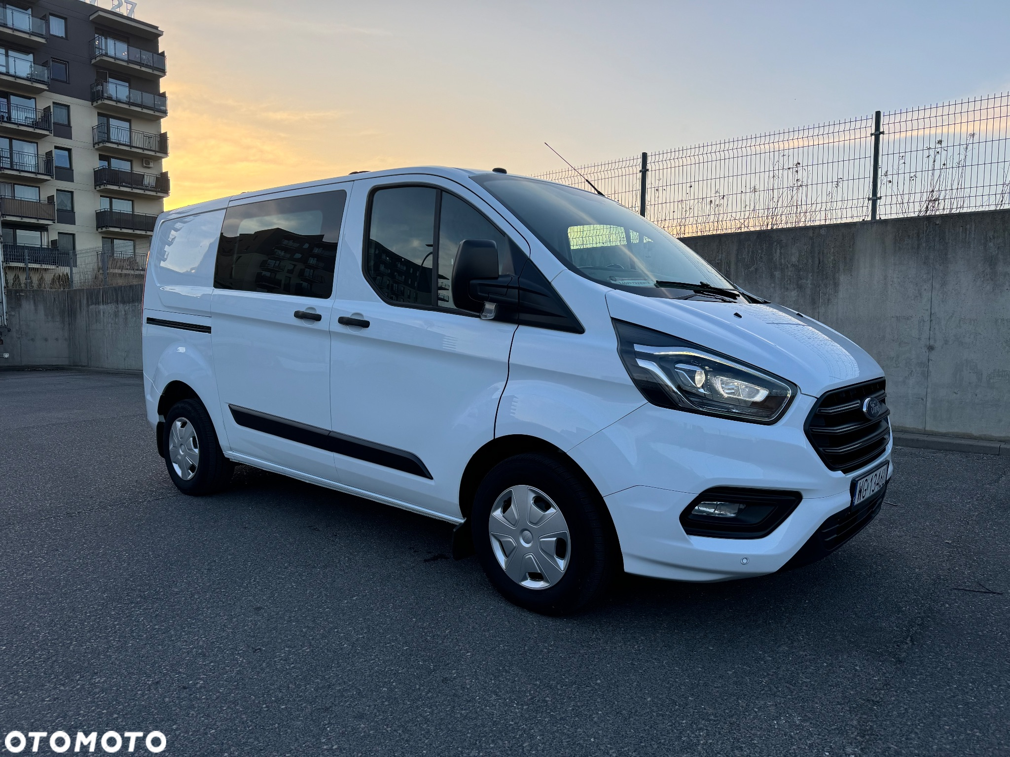 Ford Transit Custom - 10