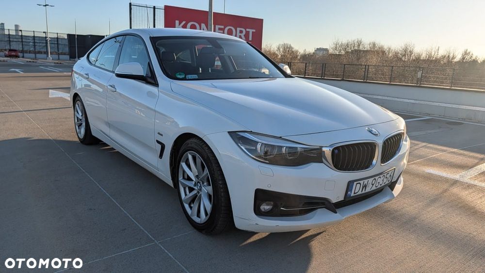 BMW 3GT 320i xDrive - 3