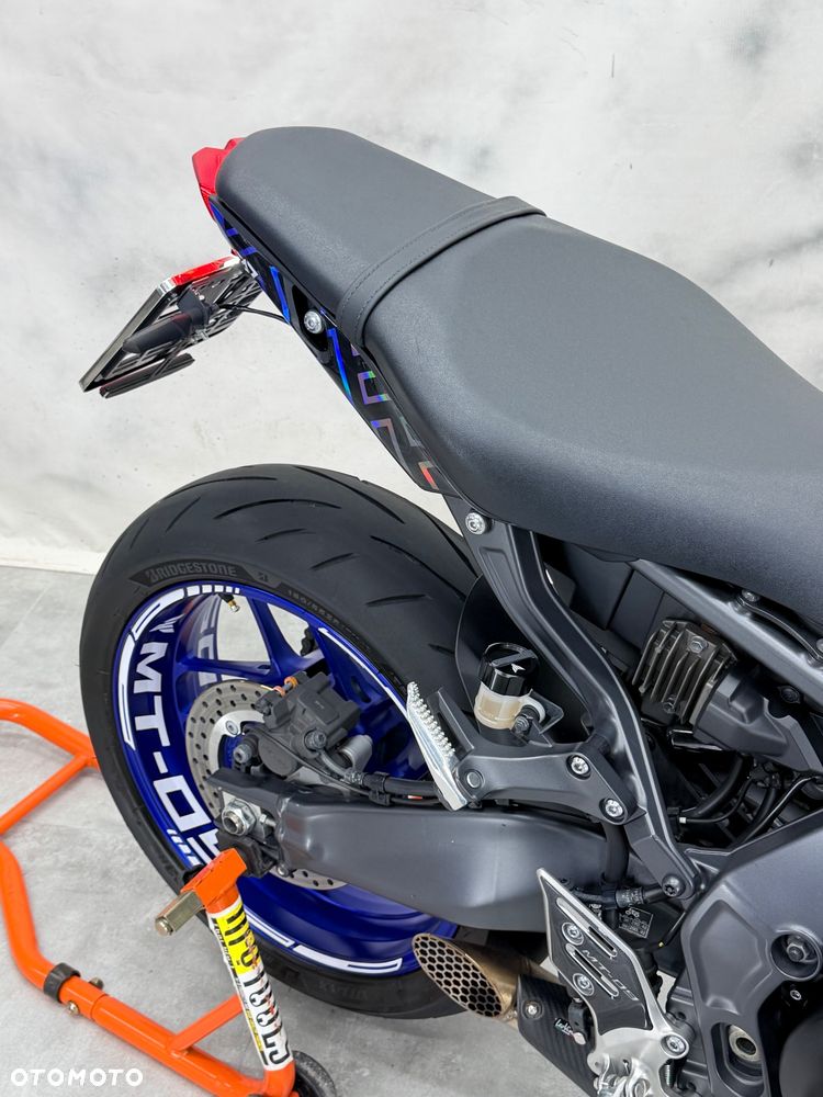 Yamaha MT - 16