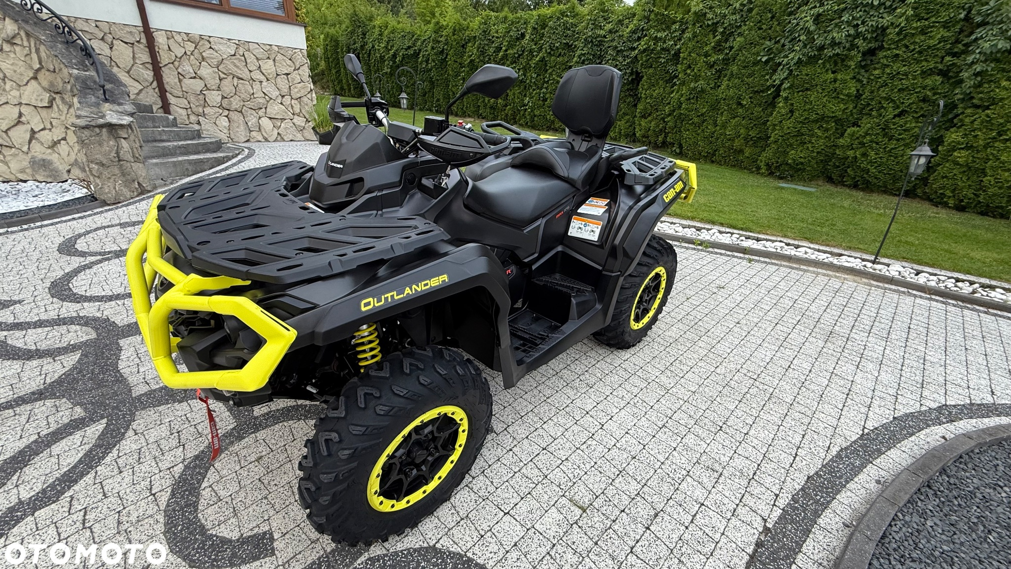 Can-Am Outlander Max - 30