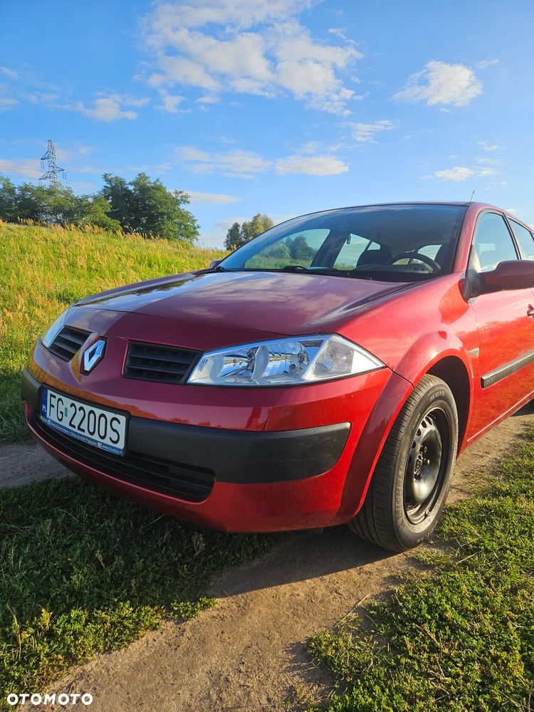 Renault Megane 1.4 Confort Authentique - 4
