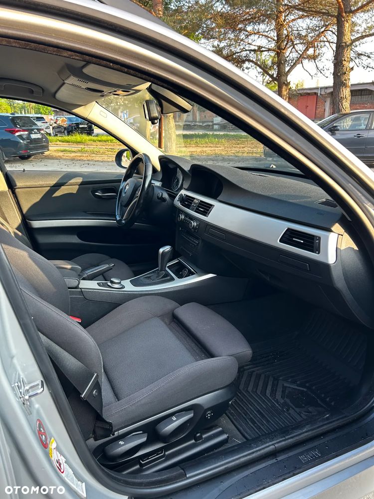 BMW Seria 3 - 12