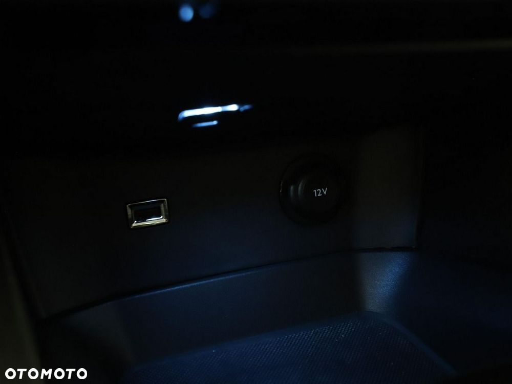 Peugeot 5008 PureTech 130 EAT8 Stop & Start Allure Pack - 30