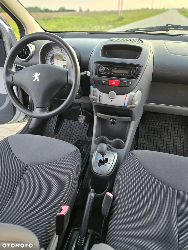 Peugeot 107 - 10