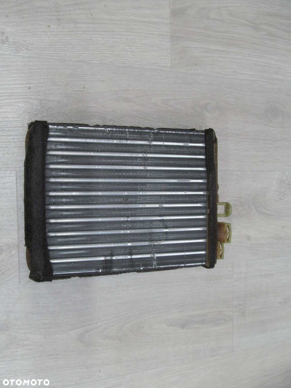 VOLVO S60 V70 XC LIFT 04- CHLODNICZKA NAGRZEWNICY - 1