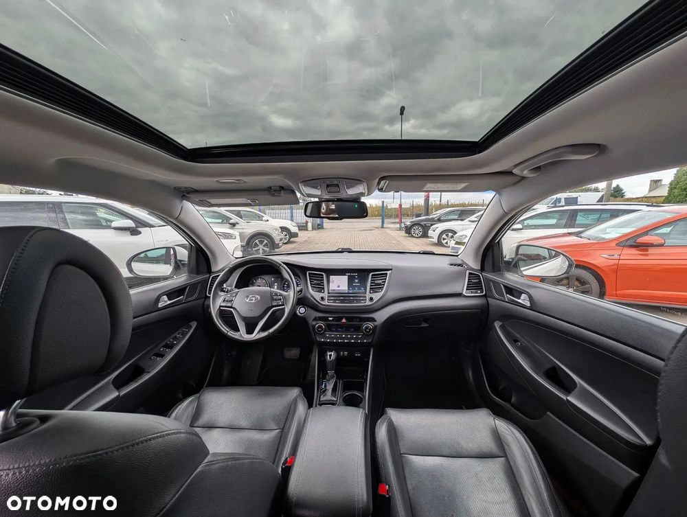 Hyundai Tucson blue 1.7 CRDi 2WD DCT Premium - 12