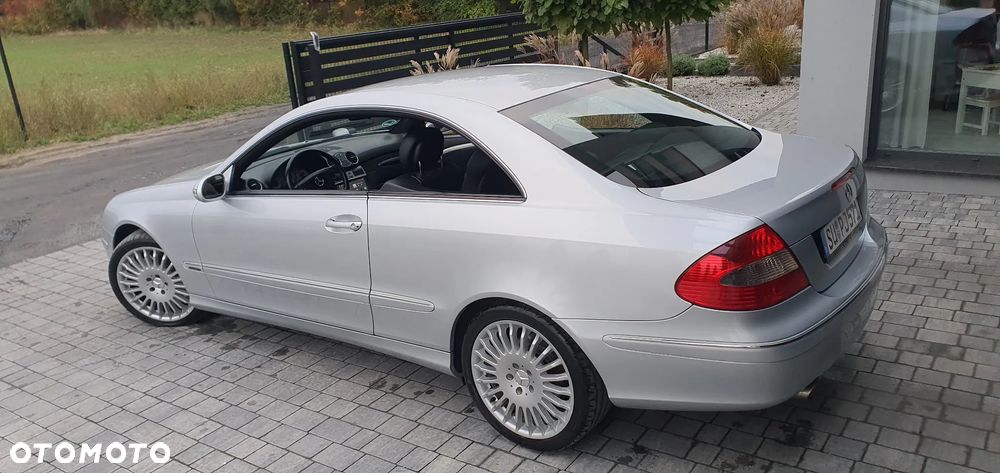 Mercedes-Benz CLK - 17