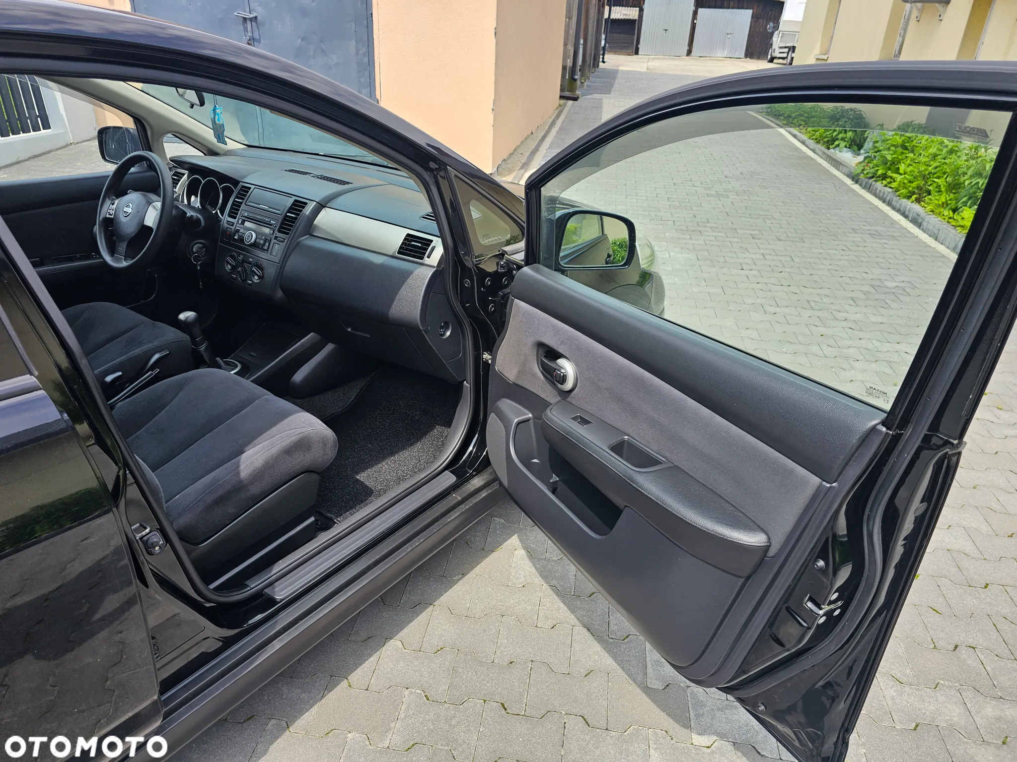 Nissan Tiida 1.6 Tekna - 17