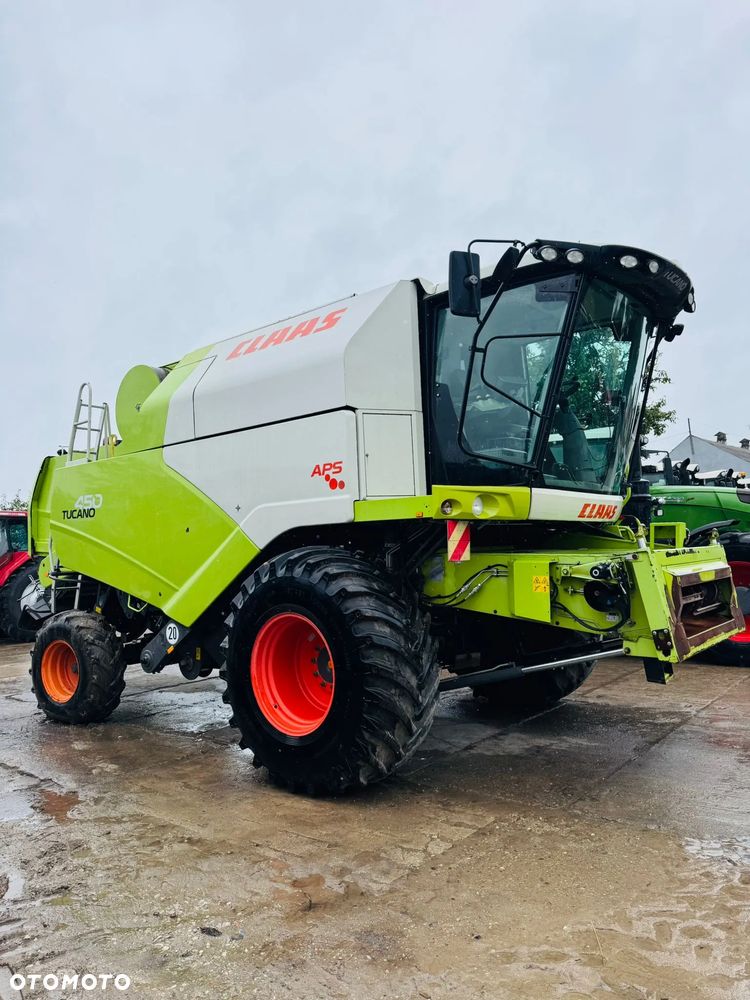 Claas Tucano 450 - 3