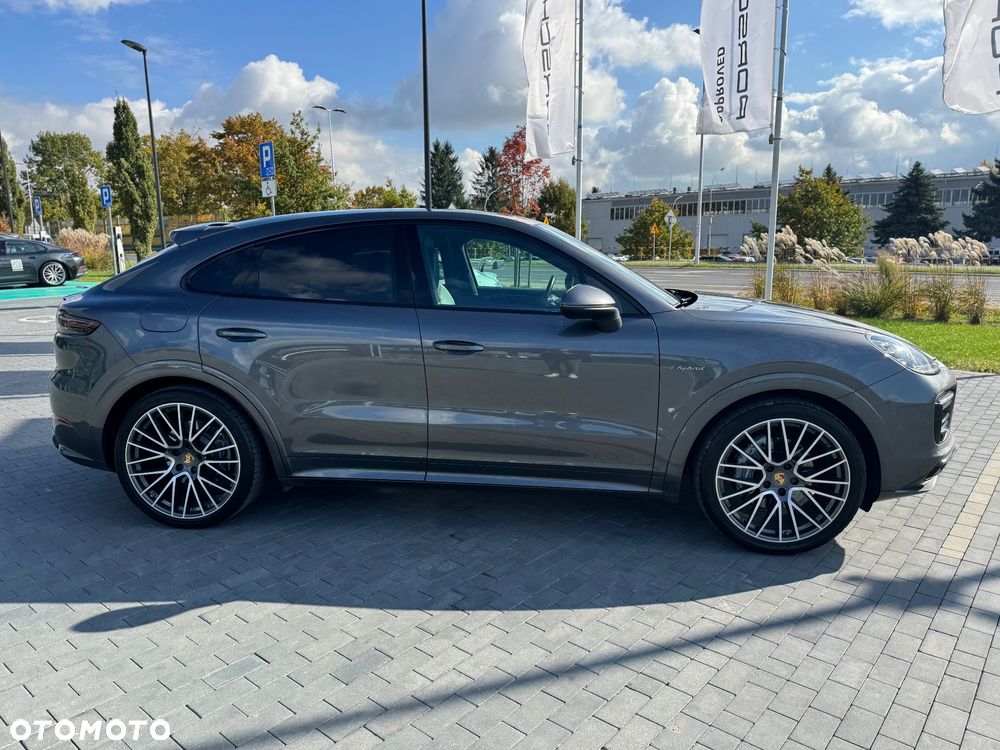 Porsche Cayenne ver-coupe-e--hybrid - 11