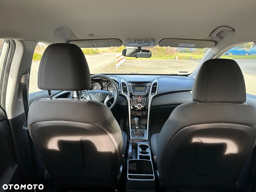 Hyundai i30 1.4 CRDi Comfort - 11