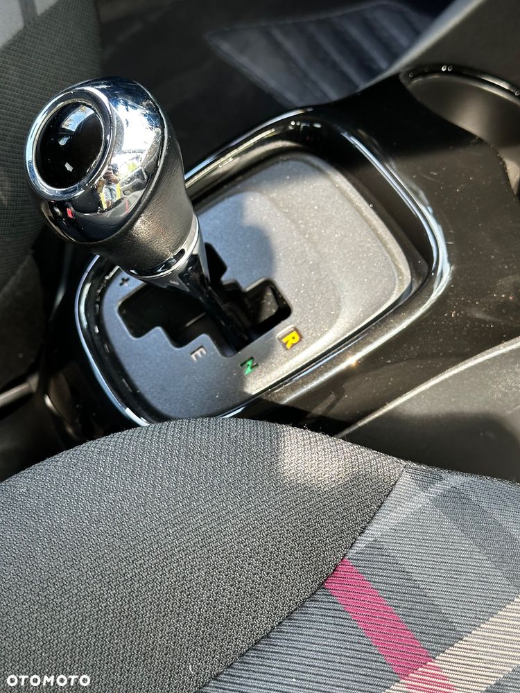 Peugeot 108 VTI 68 ETG5 Allure - 25