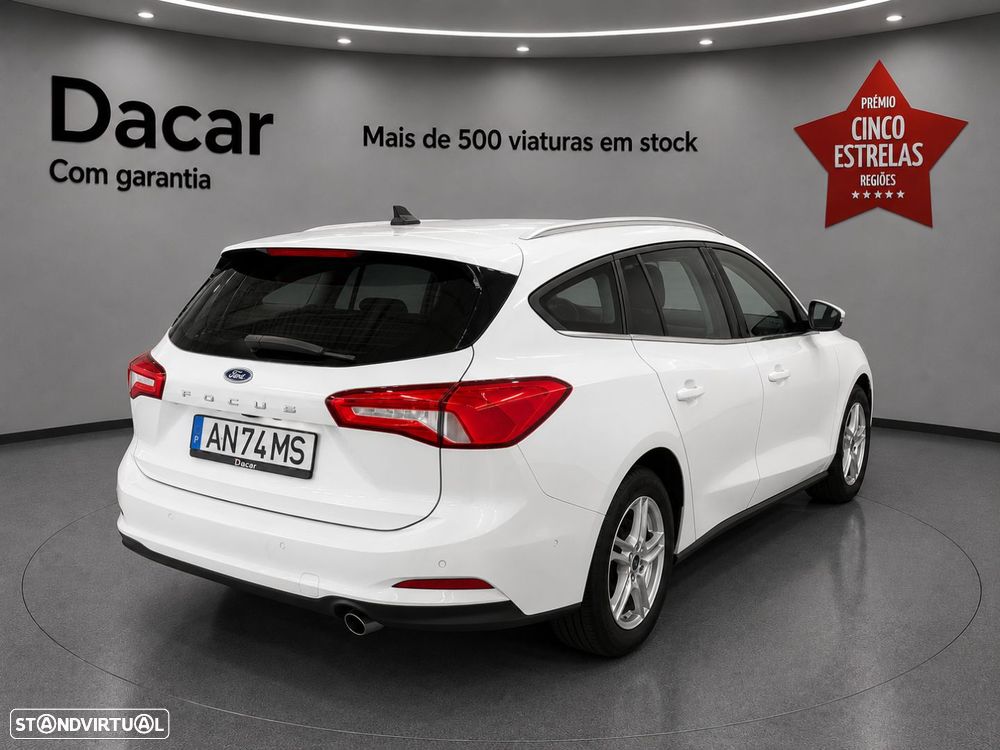 Ford Focus SW 1.5 TDCi EcoBlue Connected - 3