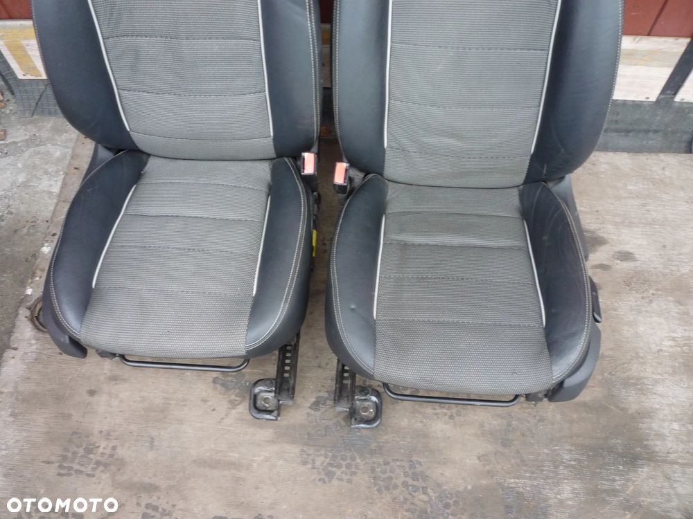 FORD FOCUS MK2 LIFT  FOTEL LEWY LUB PRAWY - 2