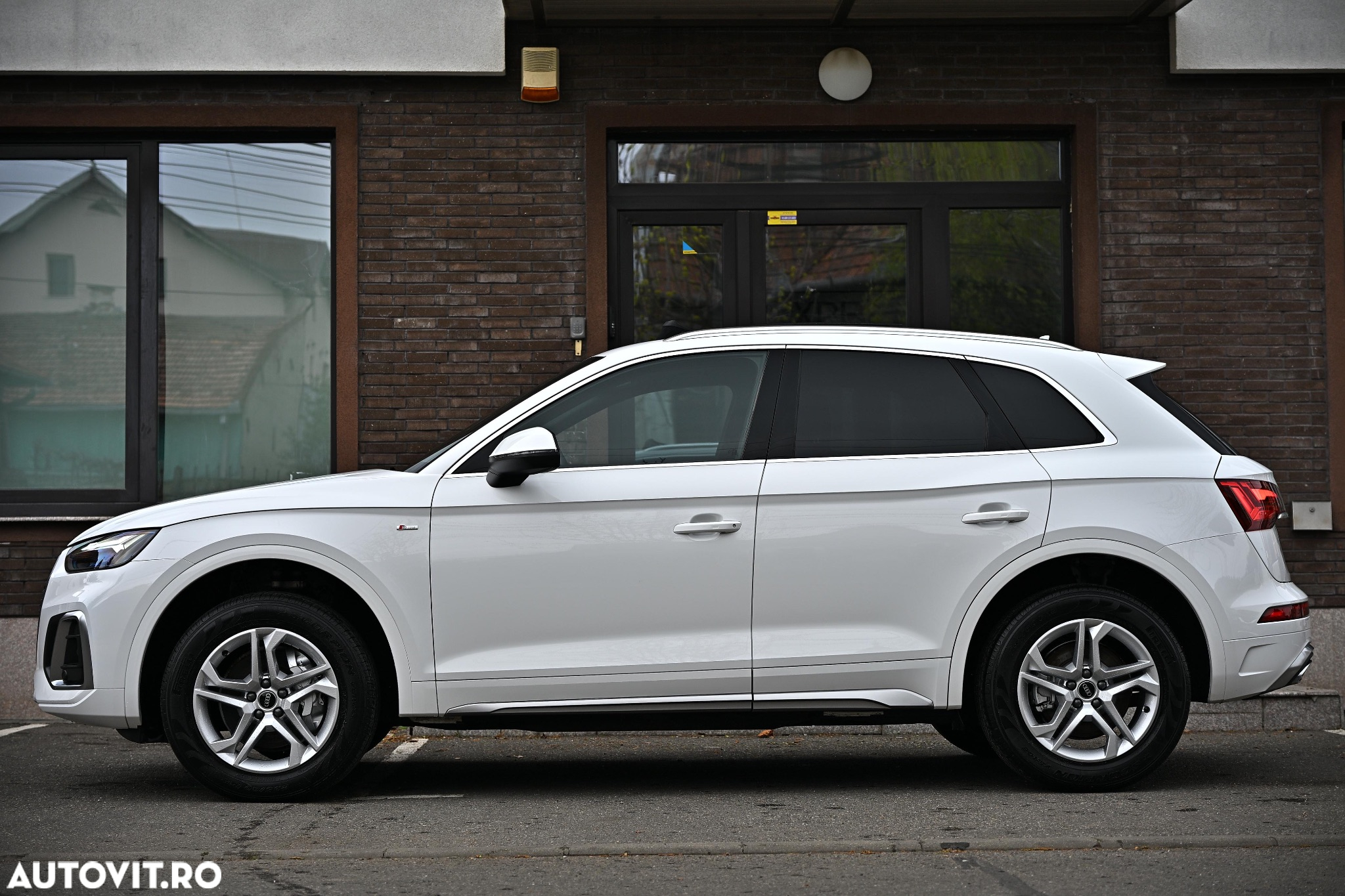 Audi Q5 40 TDI quattro S tronic MHEV S Line - 10