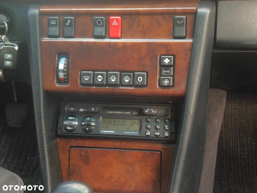 Mercedes-Benz W124 (1984-1993) - 17