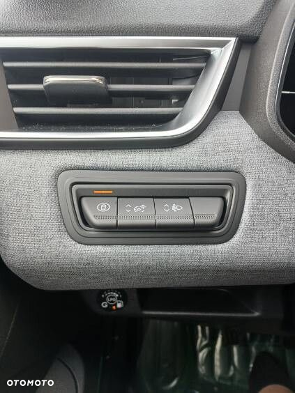 Renault Clio - 12