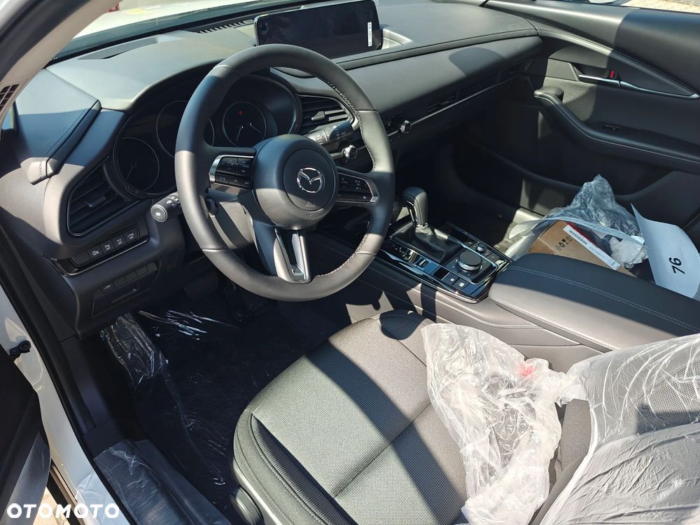 Mazda CX-30 e-SKYACTIVE G 140 CENTRE-LINE - 3