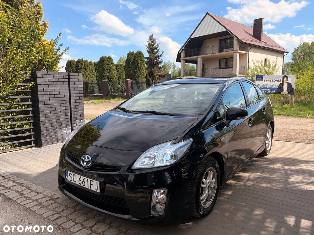 Toyota Prius 1.8 HSD Prestige - 1