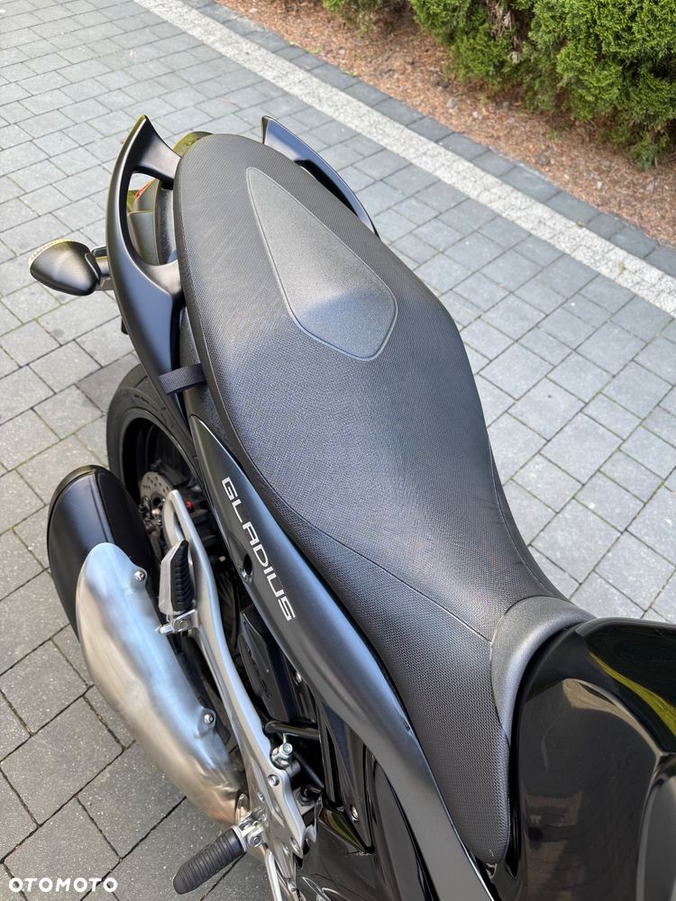 Suzuki Gladius - 13